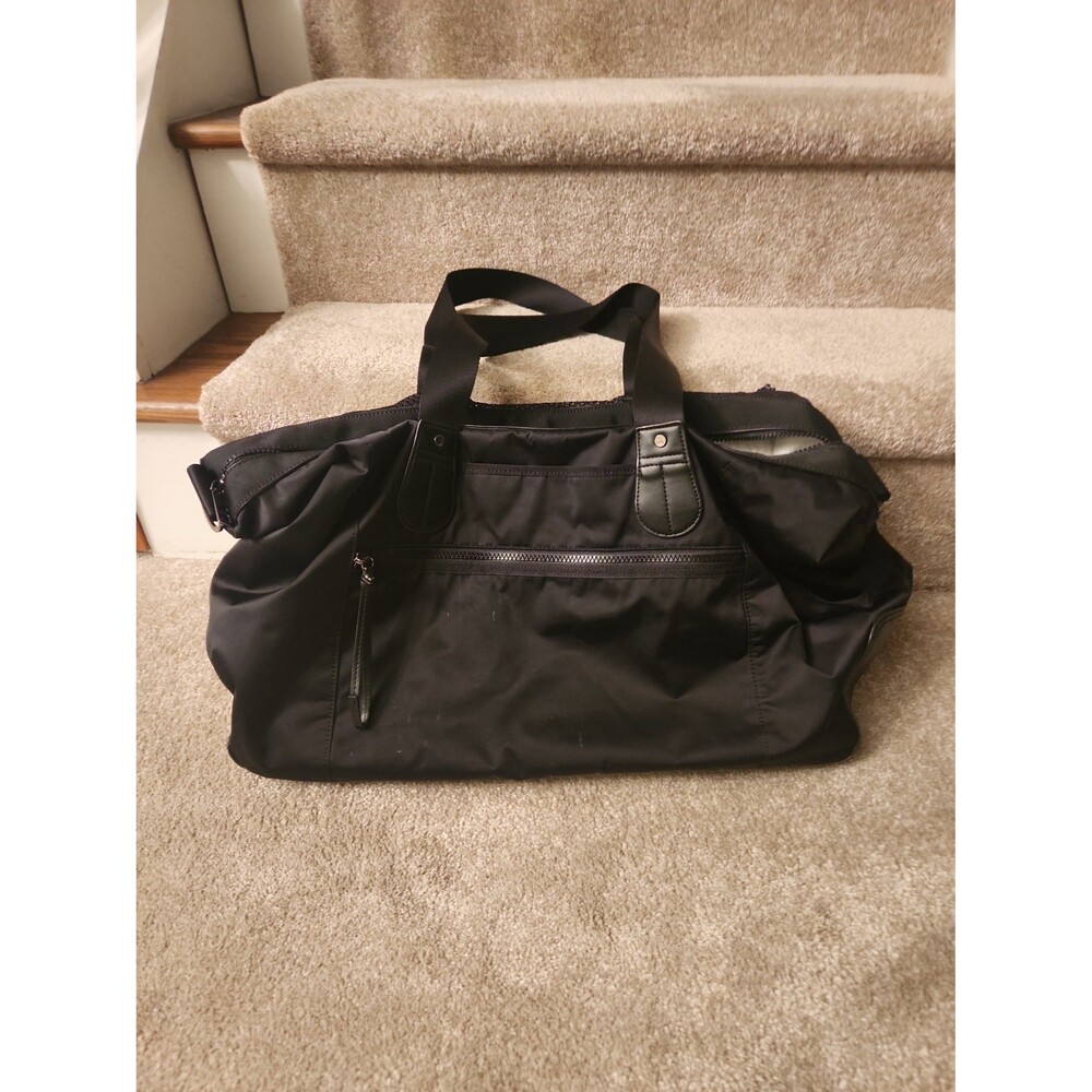 Lululemon Black Nylon & Mesh Large Travel or Gym Duffel Bag